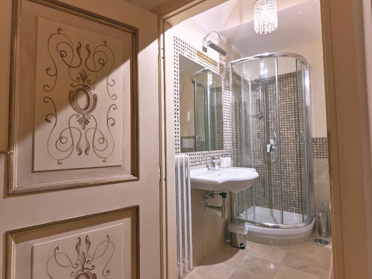 Agriturismo Castello Santa Margherita Cori ภายนอก รูปภาพ