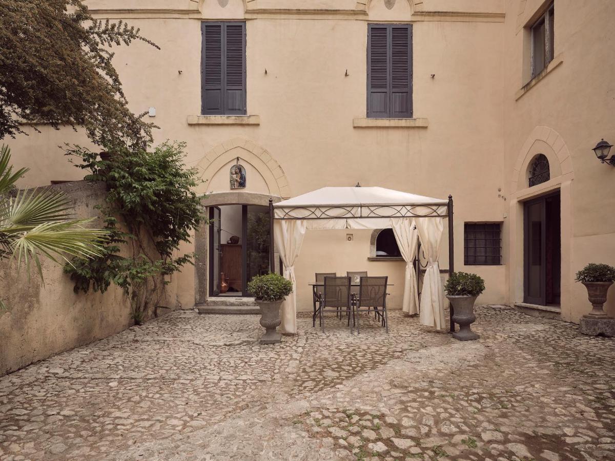 Agriturismo Castello Santa Margherita Cori ภายนอก รูปภาพ