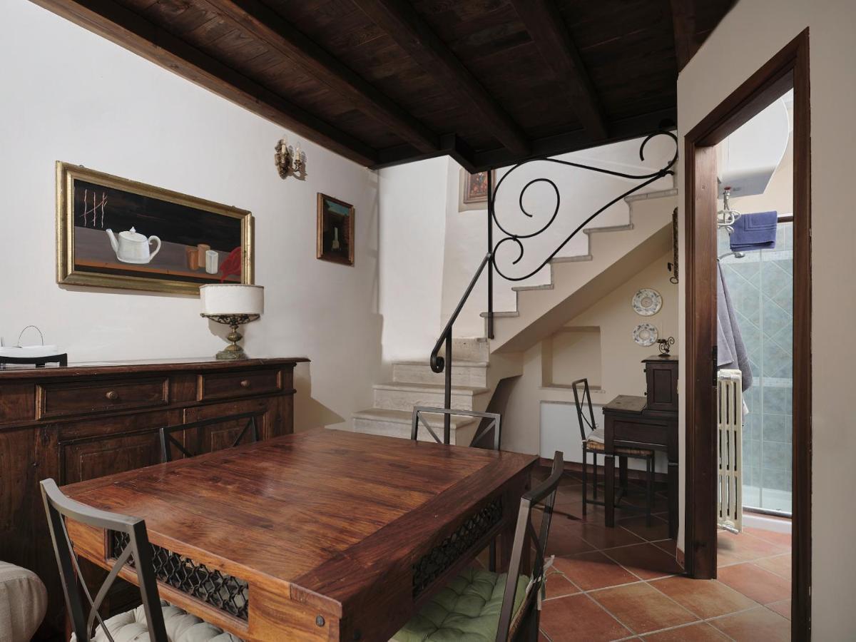 Agriturismo Castello Santa Margherita Cori ภายนอก รูปภาพ