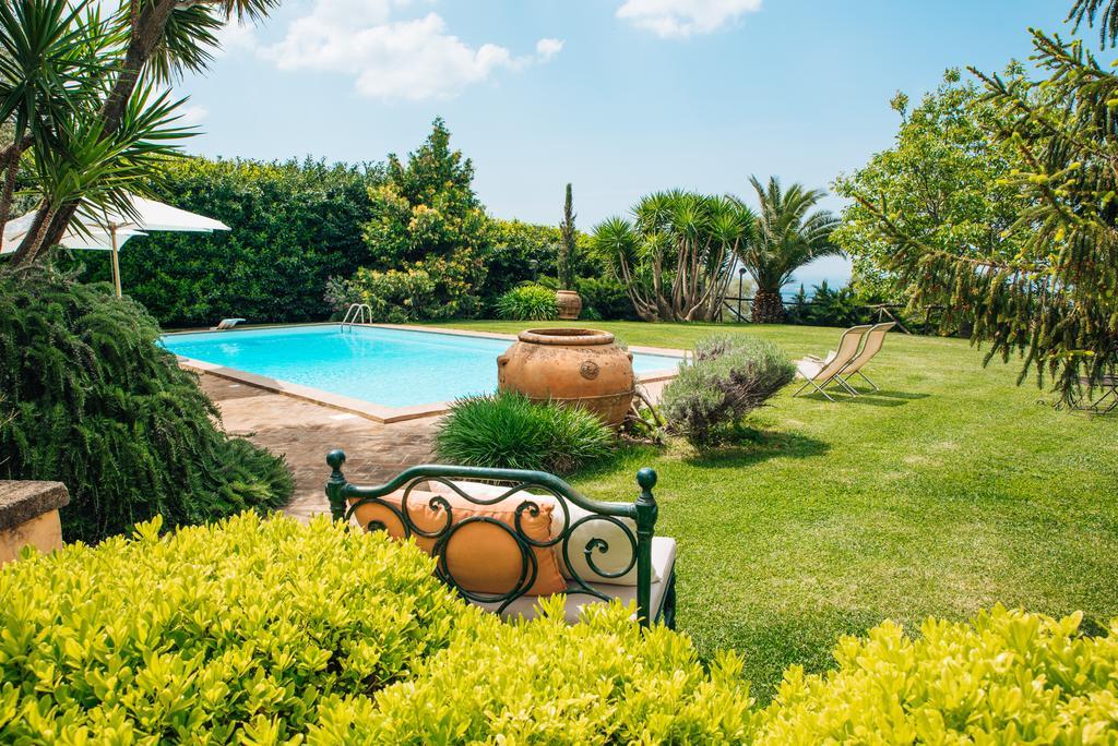 Agriturismo Castello Santa Margherita Cori ภายนอก รูปภาพ