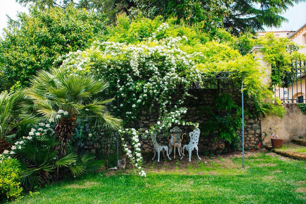 Agriturismo Castello Santa Margherita Cori ภายนอก รูปภาพ
